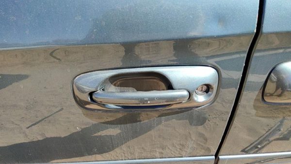 2001-2007 Dodge Caravan Driver Left Front Outside Door Handle Oem Magnesium Ppk — photo 1