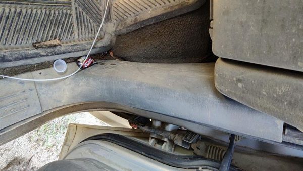 04-07 Caravan Passenger Right Lower Sill Step Moulding Trim Panel D5 Slate Gray — photo 2
