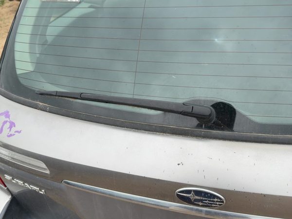 05-09 Legacy Outback Back Glass Wiper Arm Oem Rear Window Blade Liftgate Hatch — photo 2