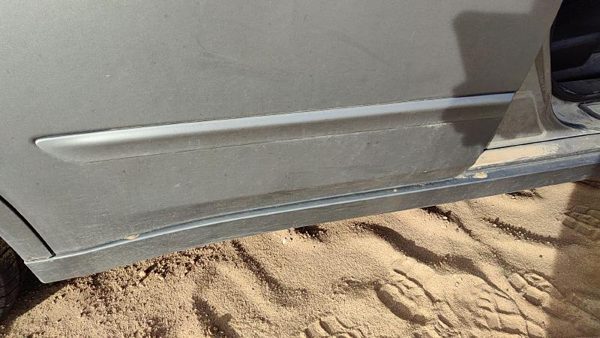 07-12 Altima Passenger Right Rear Moulding From Door Back Trim Strip Gray W40 — photo 1