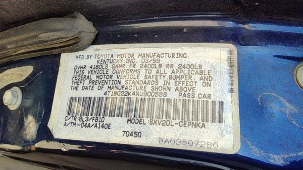 1999 Toyota Camry Hood Blue 8L3 — photo 6