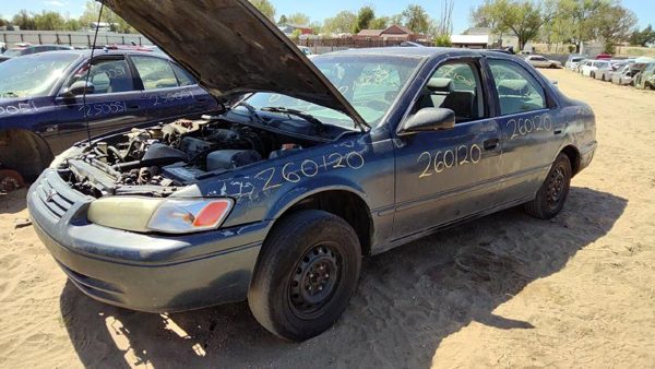1999 Toyota Camry Hood Blue 8L3 — photo 3