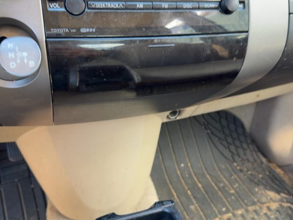 2004-2009 Toyota Prius Brown/Ivory Fa08 — photo 1