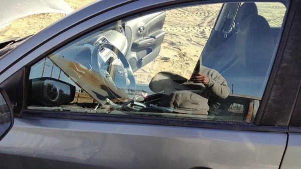 2013-2019 Nissan Versa Driver Left Front Side Window Door Glass Oem 803019Ka0a — photo 1