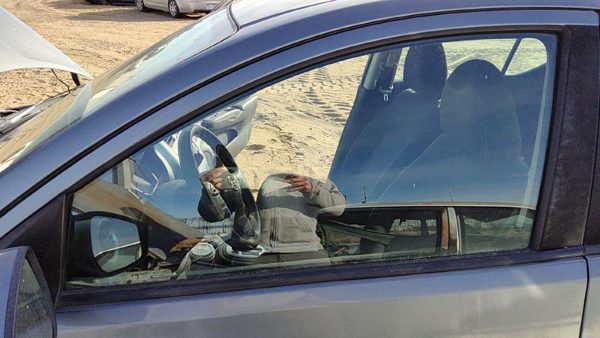 2013-2019 Nissan Versa Driver Left Front Side Window Door Glass Oem 803019Ka0a — photo 4