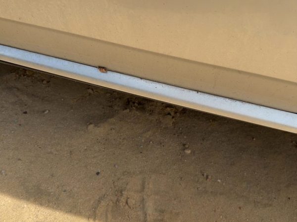 05-07 Fivehundred Driver Front Moulding From Door Trim Strip Silver Birch Jp — photo 2