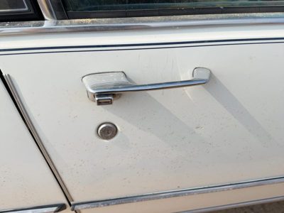 1986 Oldsmobile 98 Passenger Right Front Outside Door Handle Oem