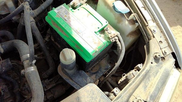 99-02 Cabrio Convertible Complete Battery Box Mount Tray With Hold Down Oem 2.0L — photo 3
