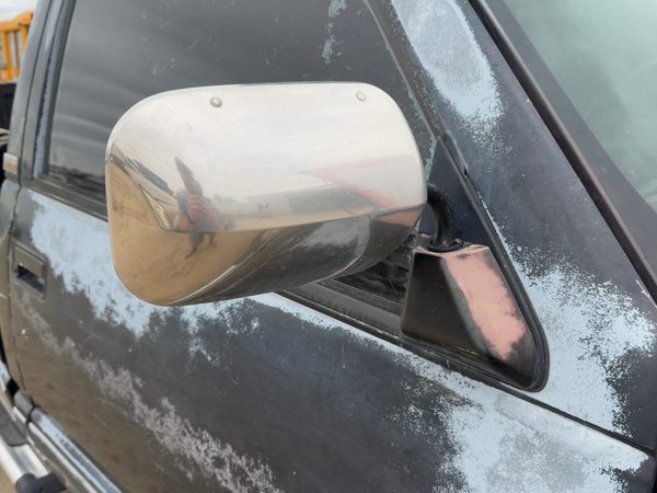 88-99 Chevy Silverado 1500 Passenger Right Manual Side Mirror Door Mounted Oem — photo 4