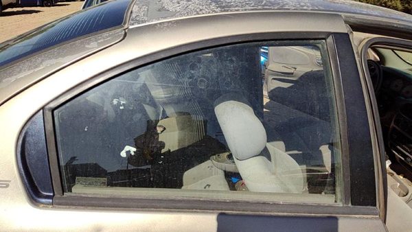 2000-2005 Dodge Neon Passenger Right Rear Side Window Door Glass Oem Back — photo 2