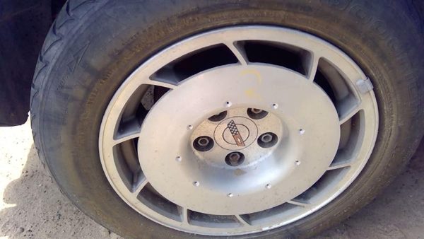 1984-1987 Chevy Corvette C4 16 Aluminum Wheel Oem Factory Rim Right Passenger #2 — photo 1