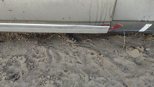 1979 Chevy Caprice Driver Left Front Moulding From Door Oem Trim Strip 4 Door — photo 2