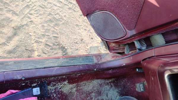 1995-1999 Chevy Lumina Driver Left Lower Kick Trim Panel Oem Red — photo 1