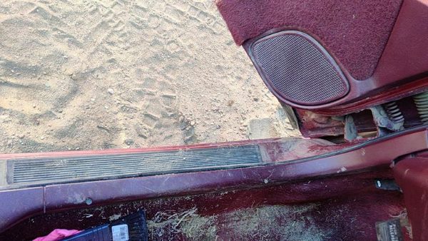 1995-1999 Chevy Lumina Driver Left Lower Kick Trim Panel Oem Red — photo 2