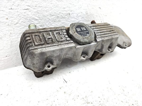 1985 Pontiac Sunbird Valve Cover Oem 1.8L — photo 1
