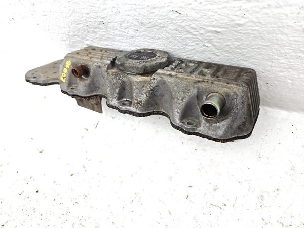 1985 Pontiac Sunbird Valve Cover Oem 1.8L — photo 9