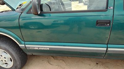 1996 Blazer S10/jimmy S15 Front Door LH Green
