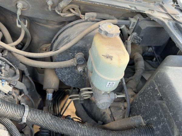 00-02 Chevy Suburban Power Brake Booster With Master Cylinder Pair Set Oem 5.3L — photo 5