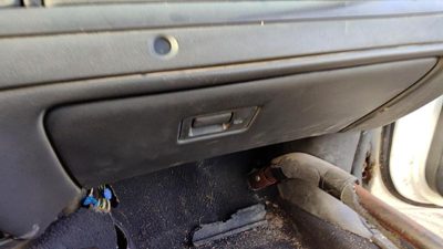 2000-2005 Ford Crown Vic Glove Box Assembly Complete Door With Latch Oem Black