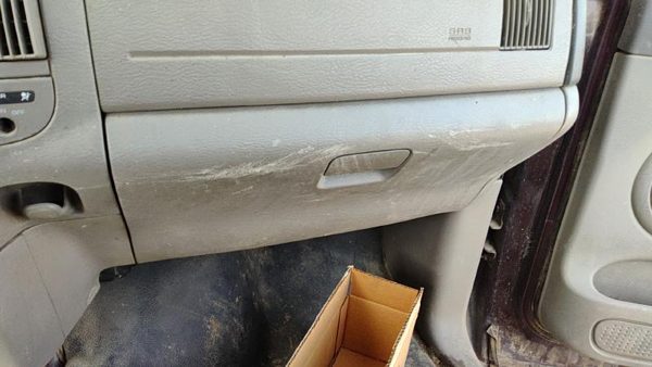 03-05 Dodge Ram 2500 Glove Box Assembly Complete Door With Latch Oem Taupe L5 — photo 1