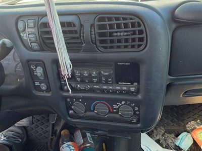 98-02 S10 Blazer Trim Bezel Around Speedometer Dash Surround Panel Graphite 12H