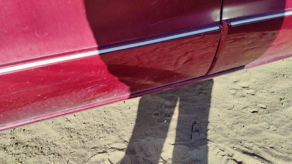 96-99 Olds 88 Driver Left Front Moulding From Door Oem Trim Strip Red — photo 5