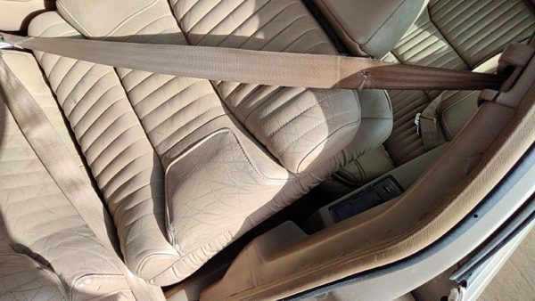 1992 Buick Park Ave Ultra Driver Left Front Seat Belt Retractor Oem Shoulder Tan — photo 2