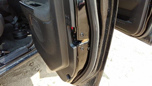 2004-2012 Gmc Canyon Passenger Right Rear Door Latch With Rods/Cables Oem Back — photo 1
