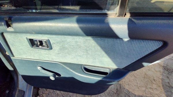 88-91 Honda Civic Passenger Right Rear Door Panel Manual Windows Back Blue Sedan — photo 4