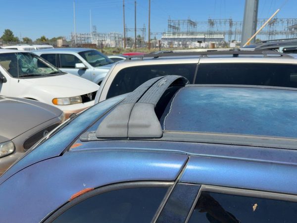 2001 Chrysler Pt Cruiser Luggage Rack Cross Bars Only Oem Roof — photo 4