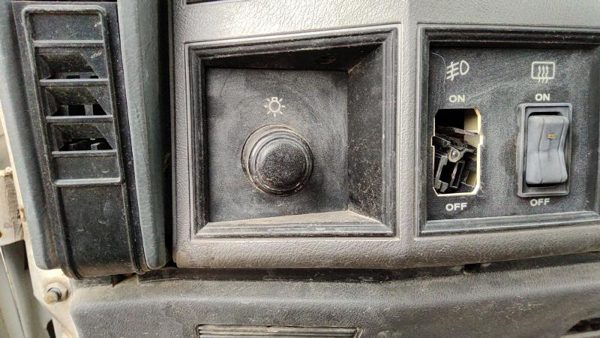1992-1996 Jeep Cherokee Headlight Switch Control Knob Buttons Dash Oem — photo 3