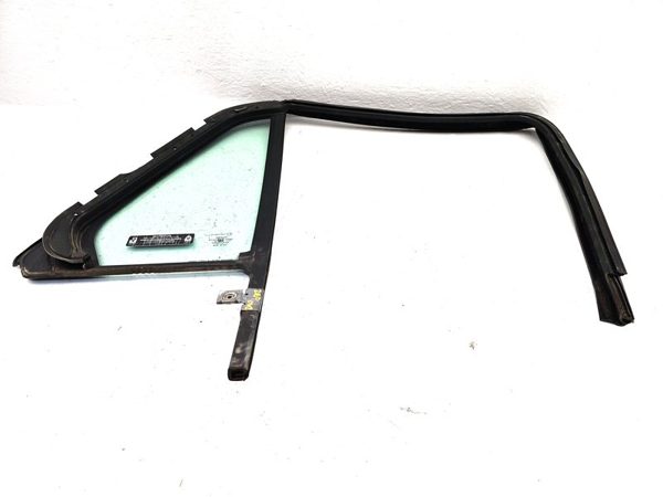 00-05 Deville Dts Driver Left Rear Vent Window Back Door Glass With Frame Oem — photo 14