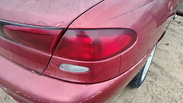1997-1998 Ford Escort Passenger Right Outer Tail Light Brake Lamp Oem Rear — photo 1