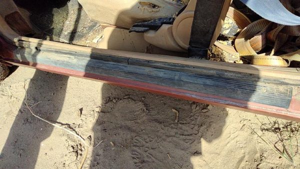 1985 Pontiac Sunbird Outer Door Sill Step Pair Left Right Oem Seal Plate — photo 1