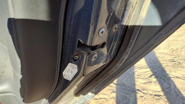 1998-2004 Dodge Intrepid Passenger Right Rear Door Latch With Rods/Cables Back — photo 3