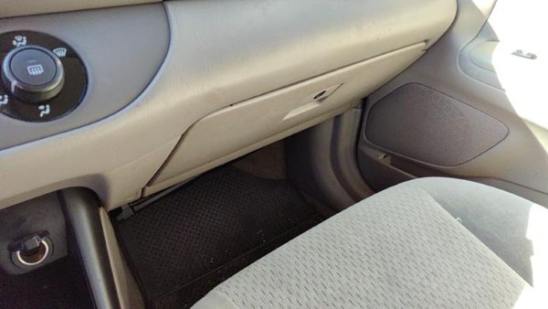 2002-2006 Toyota Camry Glove Box Assembly Complete Door With Latch Oem Taupe 43 — photo 1