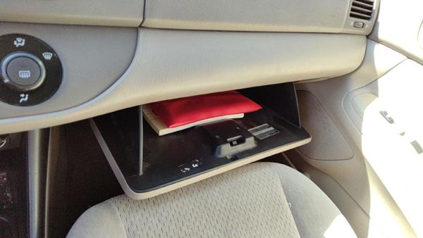 2002-2006 Toyota Camry Glove Box Assembly Complete Door With Latch Oem Taupe 43 — photo 4