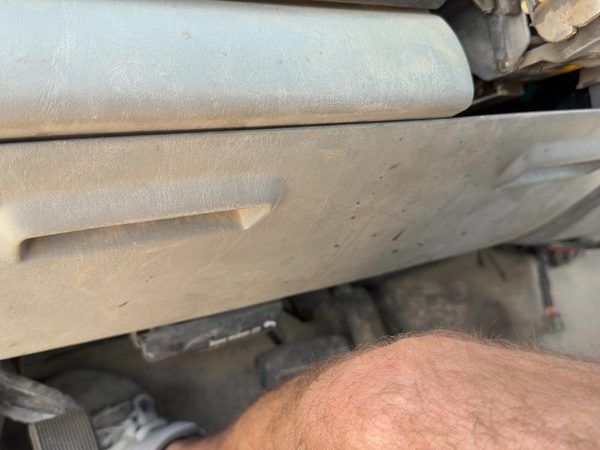 2005-2007 Ford F350 Lower Dash Under Column Knee Bolster Trim Panel Oem Gray — photo 3