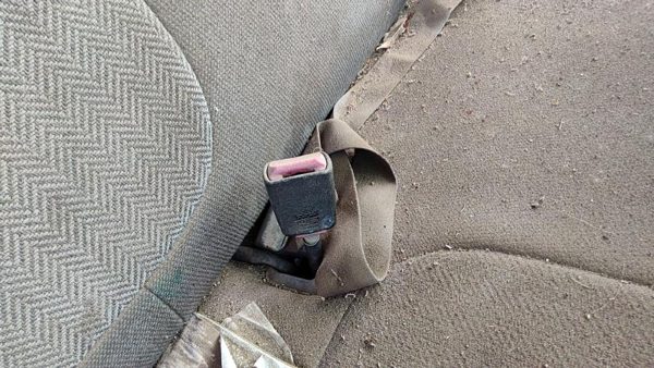 00-01 F250 Super Duty Passenger Right Front Seat Belt Buckle Receiver Oem Gray — photo 3