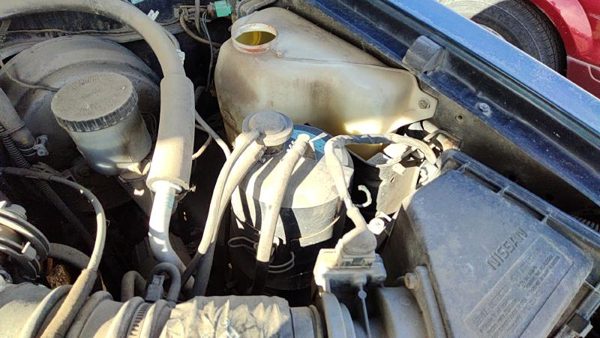1993-1995 Nissan Pathfinder Fuel Vapor Canister Oem Charcoal Housing 1495009G10 — photo 1