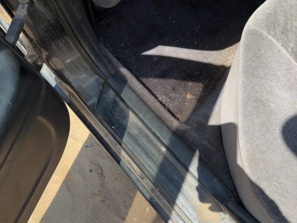 1995-1999 Nissan Maxima Driver Left Rear Lower Sill Plate Step Trim Panel Oem — photo 2