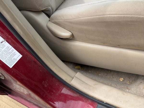 2004-2005 Toyota Prius Passenger Right Side Seat Trim Panel Oem Brown/Ivory Fa08 — photo 3