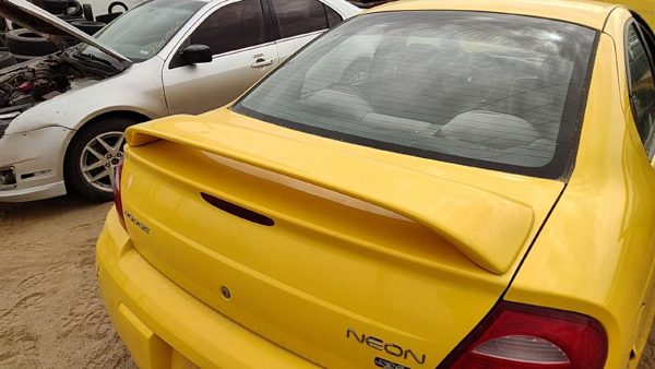 2002-2005 Dodge Neon Rear Spoiler Back Wing Oem Yellow 82207478 — photo 1