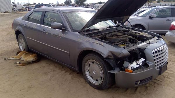2006 Chrysler 300 — vehicle photo 1