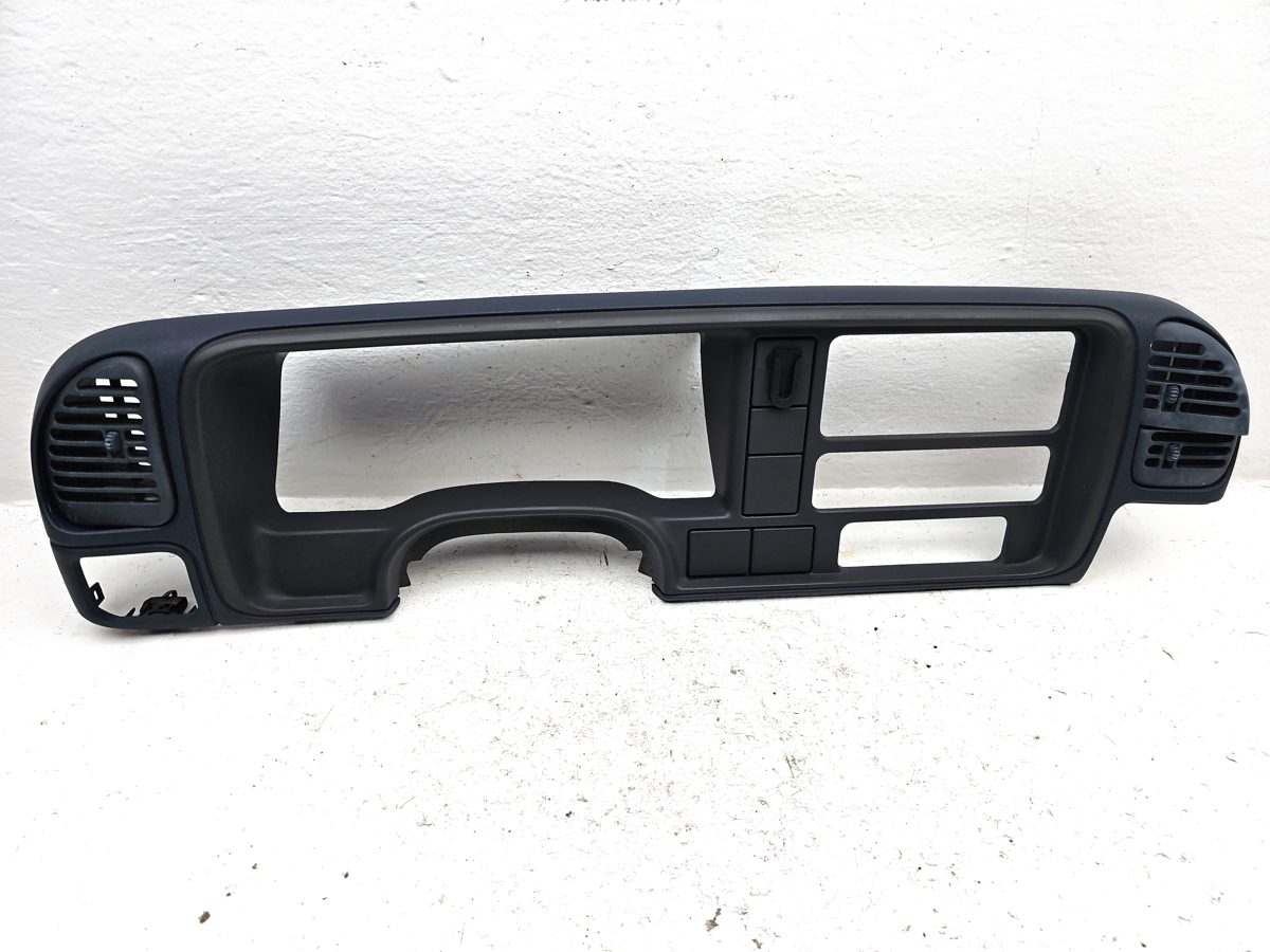1995-1996 Chevy Suburban Instrument Cluster Dash Bezel Trim Speedometer Blue