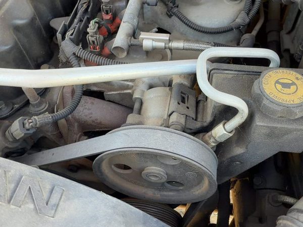 1999-2004 Jeep Grand Cherokee Power Steering Pump With Mount Bracket Oem 4.0L — photo 2