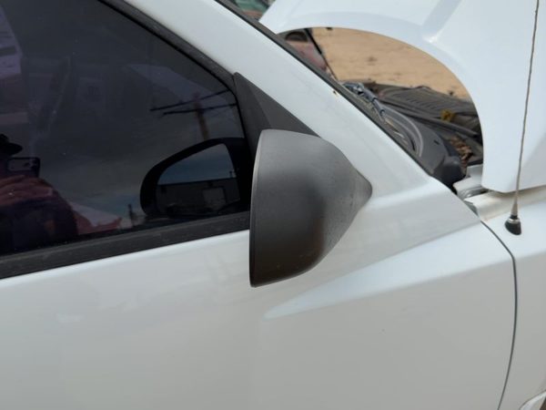 2005-2011 Dodge Dakota Passenger Right Manual Side Mirror Door Mounted Oem — photo 3