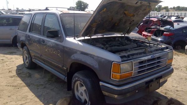 1993 Ford Explorer — vehicle photo 9