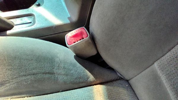 2002-2006 Nissan Altima Driver Left Front Seat Belt Buckle Receiver Oem Frost K — photo 1