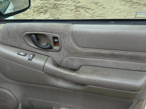 98-01 S10 Blazer Passenger Right Front Door Trim Panel With Switches Gray 92H — photo 3